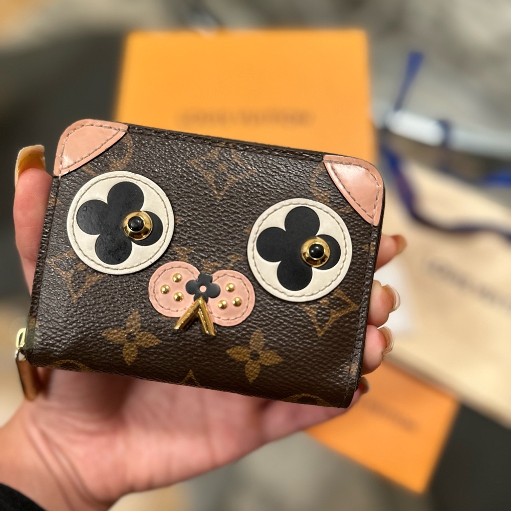 Louis Vuitton Monogram Valentine Dog Zippy Coin Purse